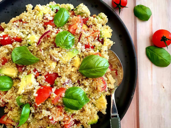 Quinoa aux deux tomates et avocat