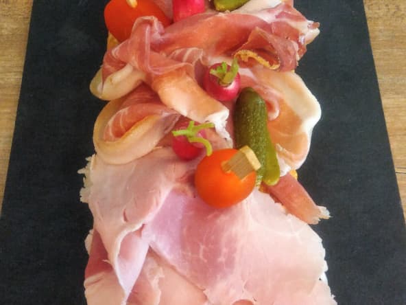 Cake olives et chiffonnade de jambon