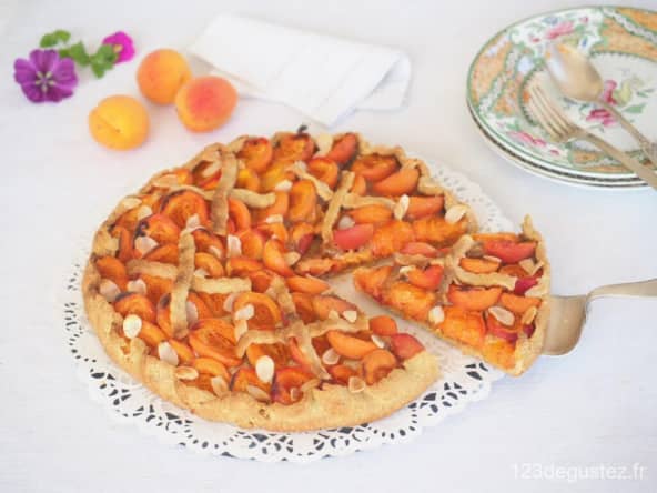 Tarte abricot amande sans lactose et peu sucrée