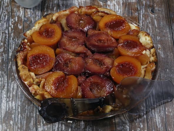 Tarte tatin aux pêches marinées au citron