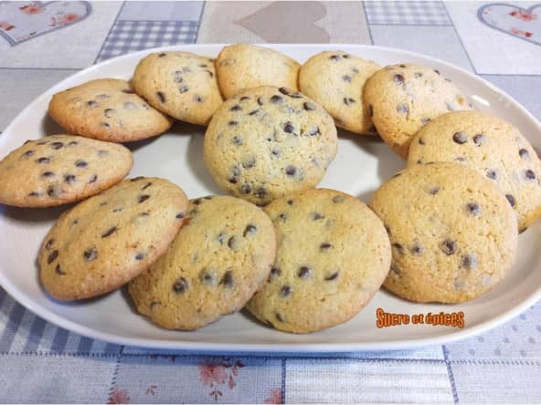 Cookies aux pépites de chocolat à la poudre d'amandes