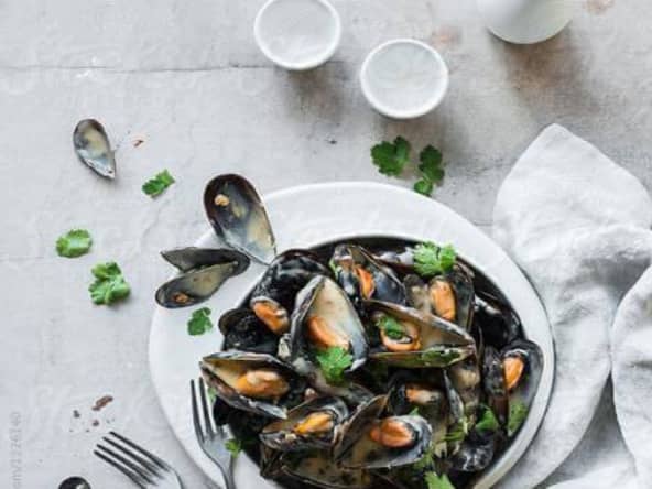 Moules à la crème, lardons