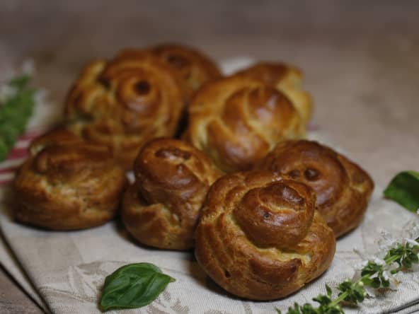 Gougères au basilic