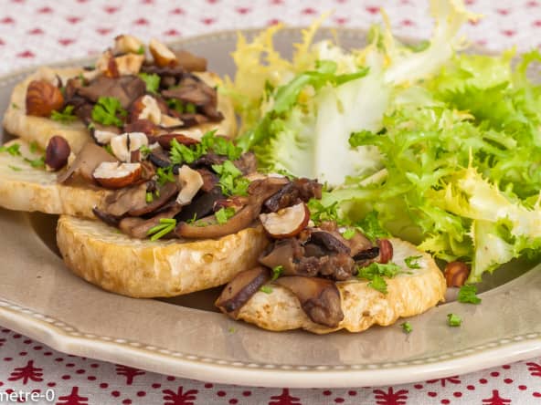 Céleri au four aux champignons et noisettes