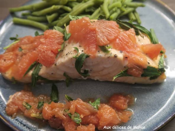 Pavé de saumon au pamplemousse et estragon en papillote