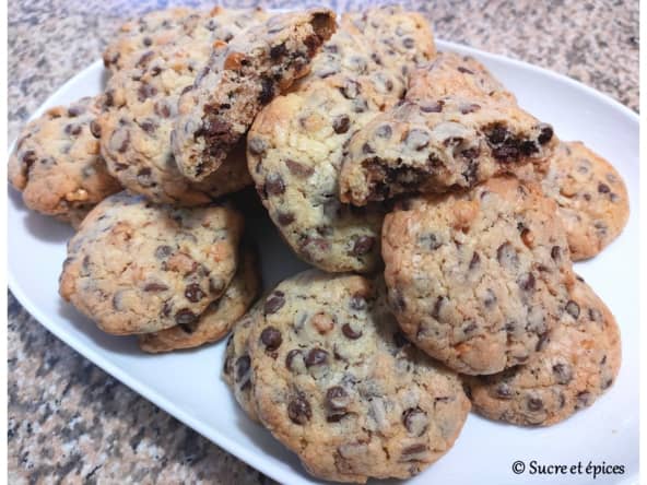 Cookies aux pépites de chocolat et noix