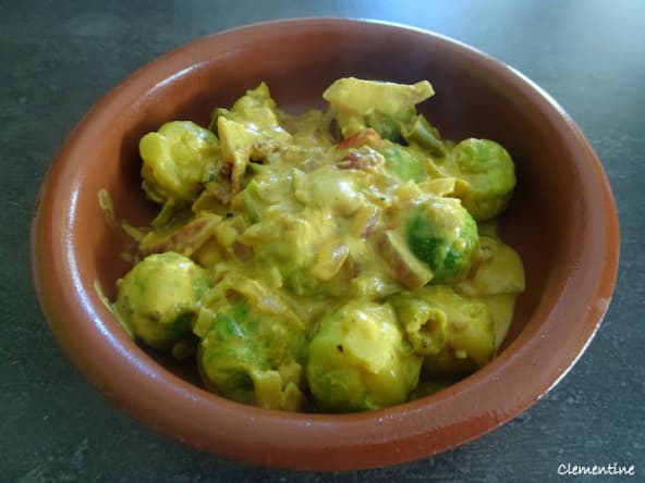 Curry de choux de Bruxelles au lait de coco