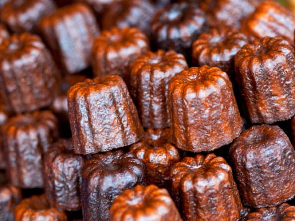 Cannelés croustillants à la cire d'abeille
