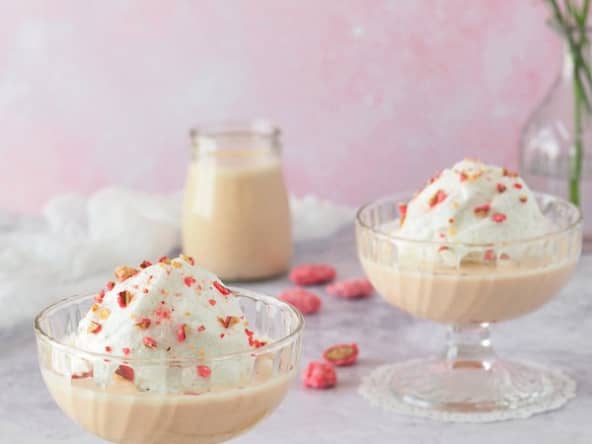 Iles flottantes aux pralines roses : une cuisson au four micro-ondes