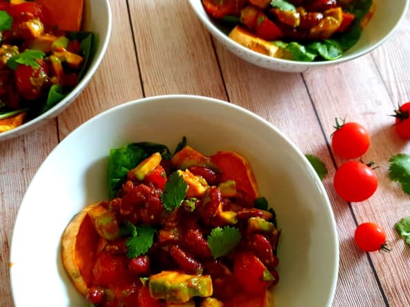 Salade de patates douces et haricots rouges