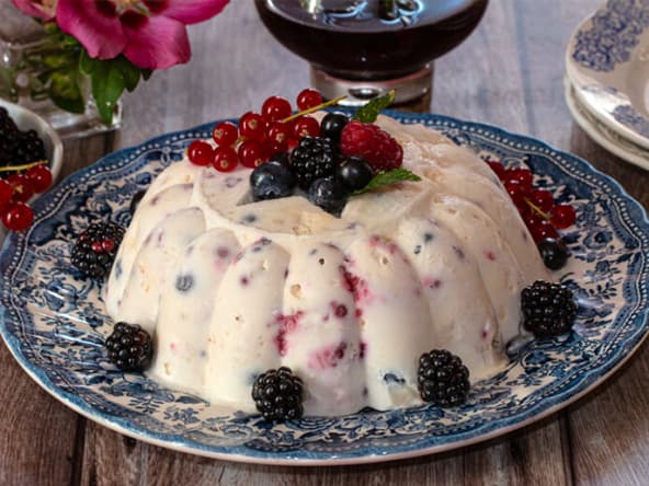 Entremet glacé aux fruits rouges