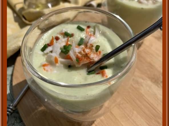 Gaspacho de concombre avocat et surimi