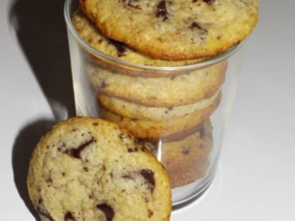 Cookies au lait concentré sucré et aux pépites de chocolat noir