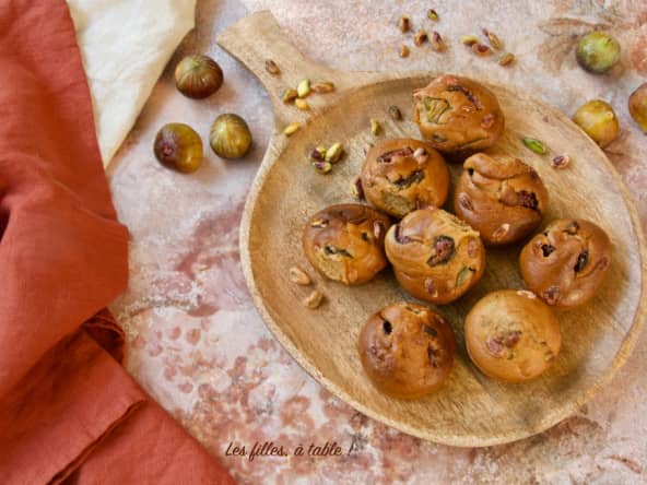Petits gâteaux moelleux aux figues et pistaches
