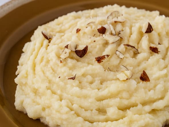 Purée de céleri rave aux noisettes