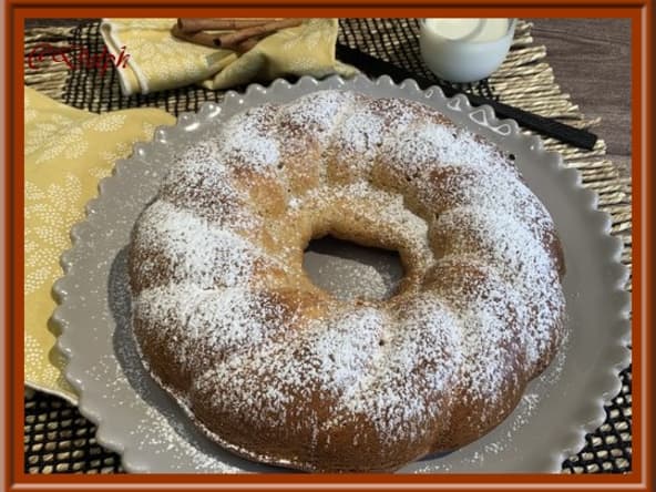 Le gâteau verre de lait