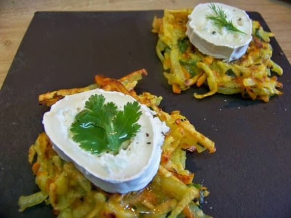 Gaufres de pommes de terre et carottes au fromage de chèvre, piment d'Espelette