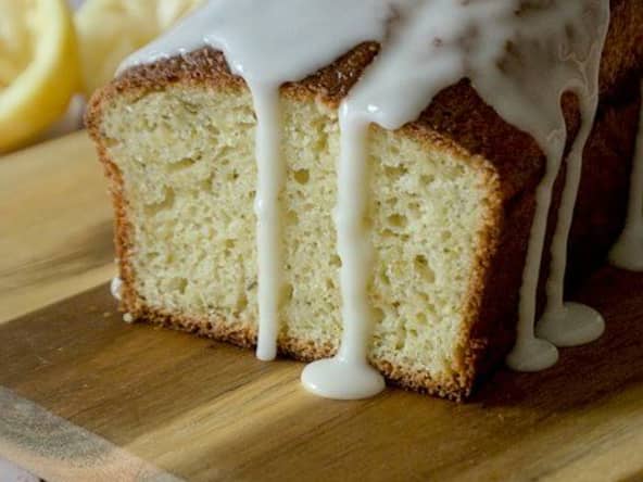 Gâteau moelleux aux courgettes et citron