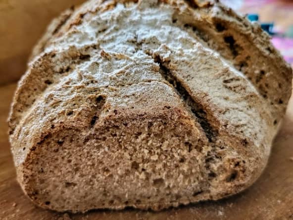 Pain complet au levain