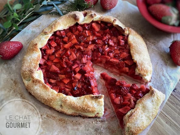 Tarte rustique aux fraises comme la tarte fine, la plus simple est souvent la meilleure