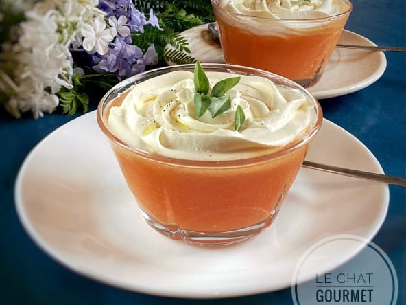 Gaspacho de melon et chantilly au chèvre