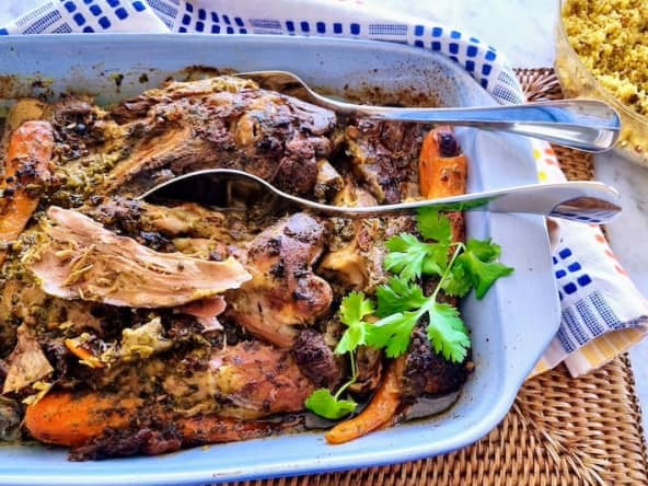 Épaule d'agneau confite aux herbes
