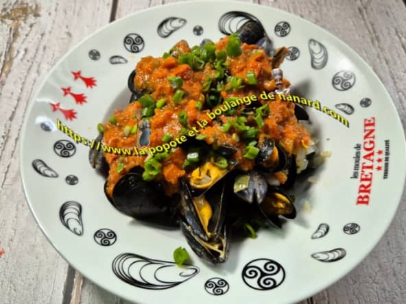 Moules sauce poivrons tomates et chorizo