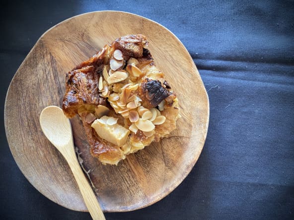 Le pudding aux poires, chocolat et amandes
