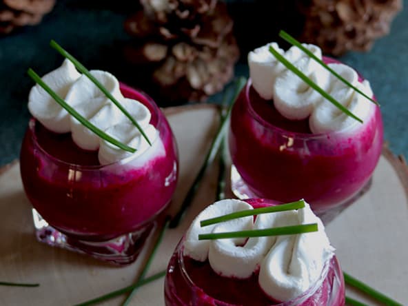 Velouté betterave mousse fauxmage