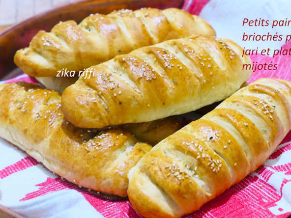 Petits pains briochés moelleux maison à l'huile