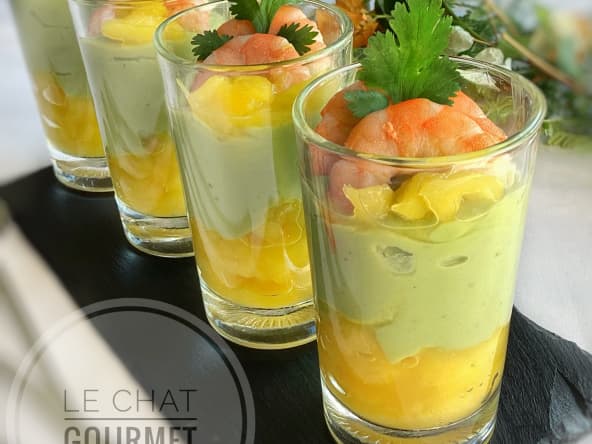 Crémeux d’avocat, crevettes, mangue et sauce Thaïe