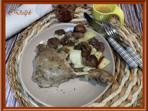 Cuisses de canard confites, pommes de terre, et châtaignes à la fabuleuse