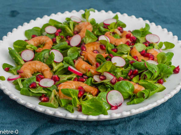Salade de crevettes, mâche et grenade
