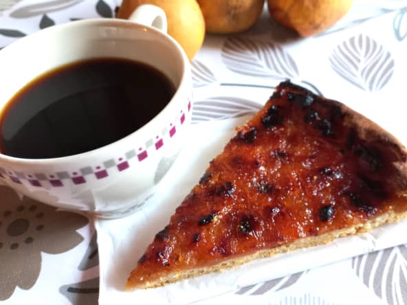 Tarte aux pommes caramélisées croustillante et fondante