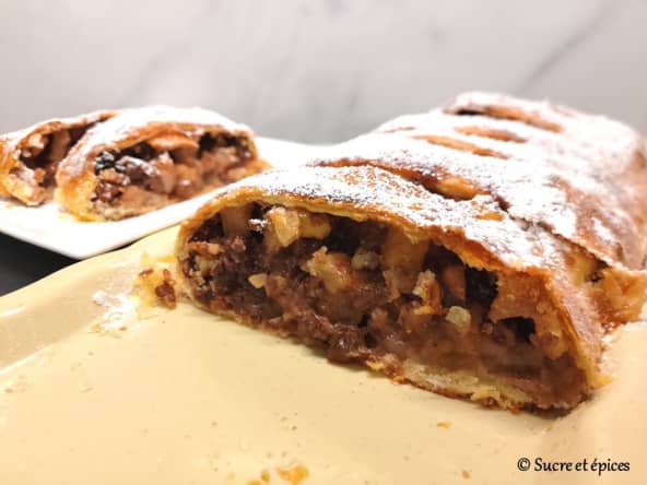 Strudel aux pommes facile à la pâte feuilletée