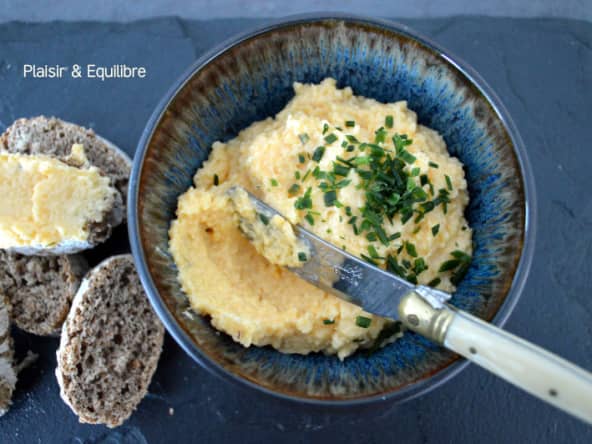 Tartinade au cheddar “façon pub”