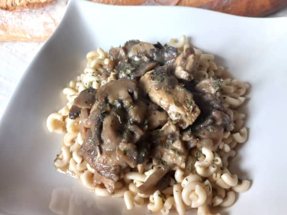Poulet et champignons au skyr