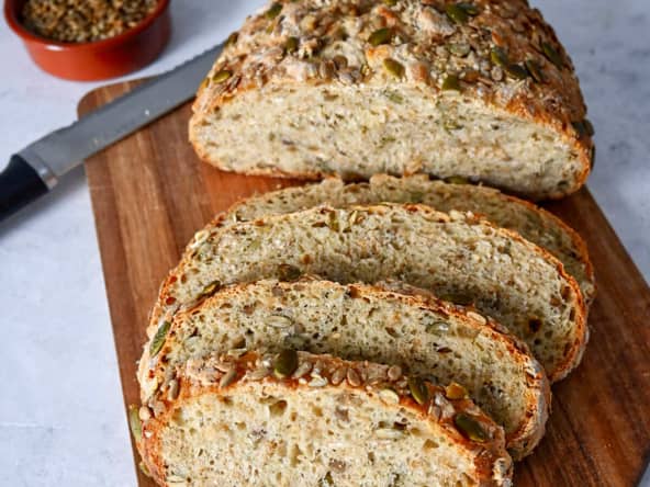Pain sans pétrissage aux graines