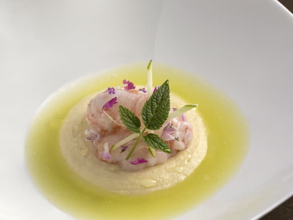 Langoustine piquée au yuzu, céleri, pomme