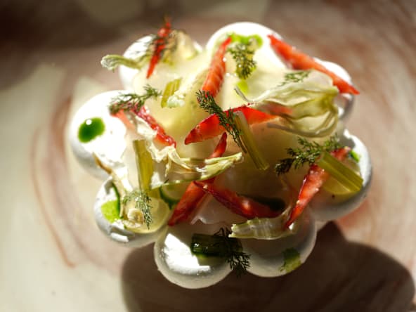 Fraises, anis, pastis et fenouil
