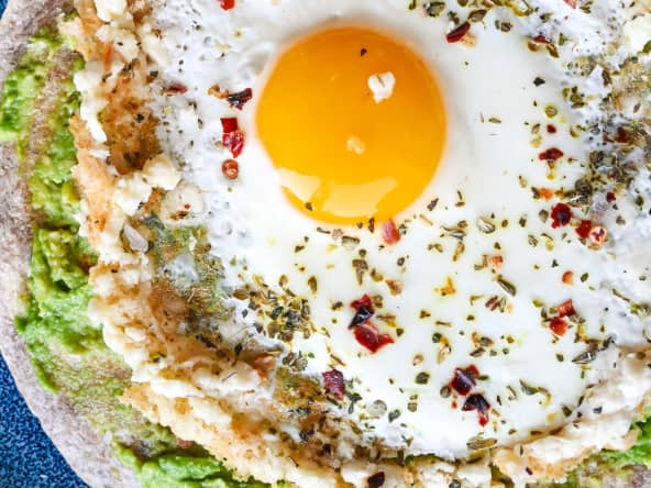 Oeufs croustillants à la feta