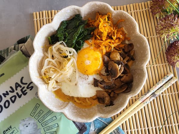 Bibimbap aux nouilles de konjac