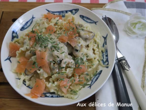 Pâtes aux fruits de mer et truite fumée