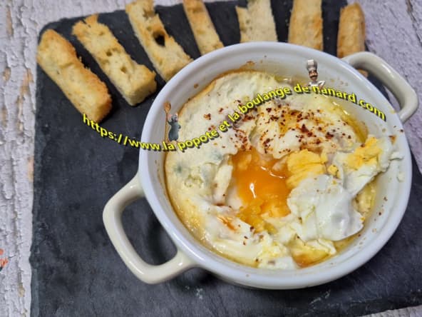 Œuf cocotte au jambon sec et comté