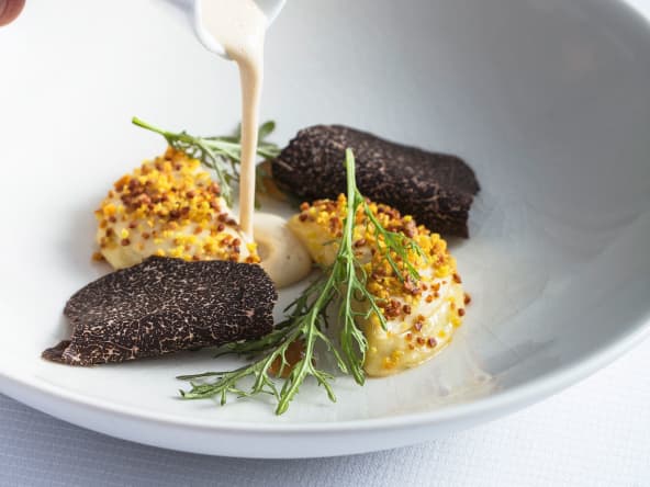 Gnocchi à l'ail des ours et truffes