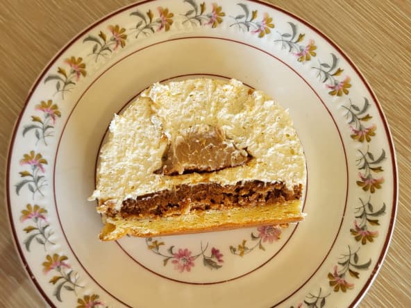 Bûche Kinder Bueno vanille noisette