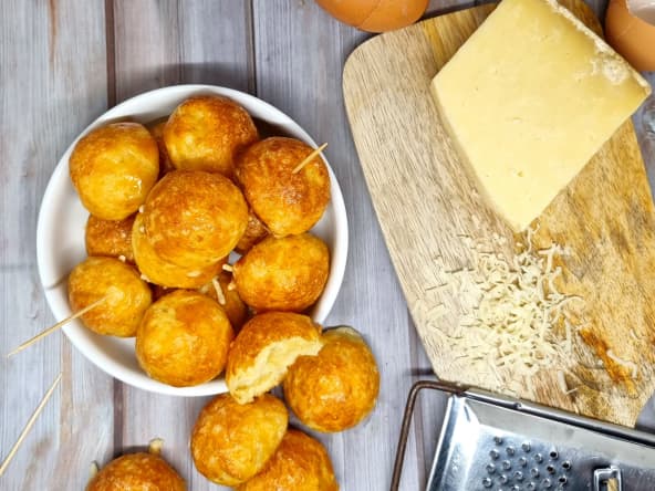 Gougères au Cantal