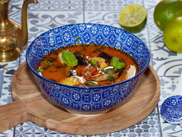 Soupe thaï au poulet et citron vert