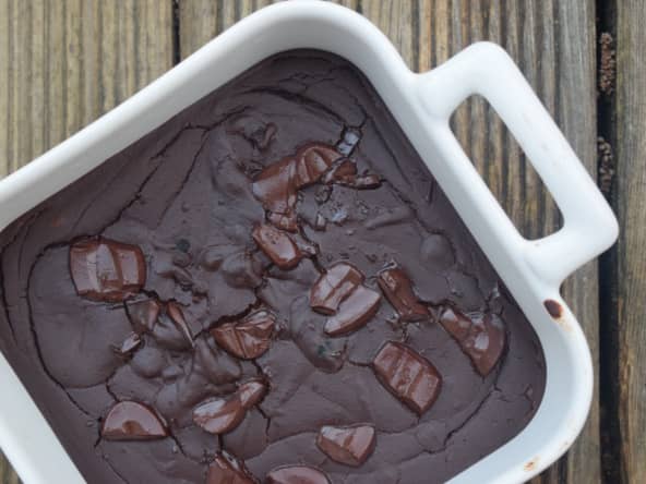 Brownie aux lentilles corail et sésame