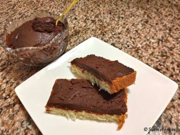 Pâte de biscuits au chocolat et praliné